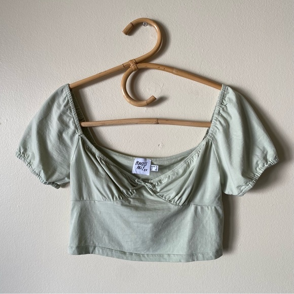 Princess Polly Green Kendall Crop Top - Picture 2 of 7